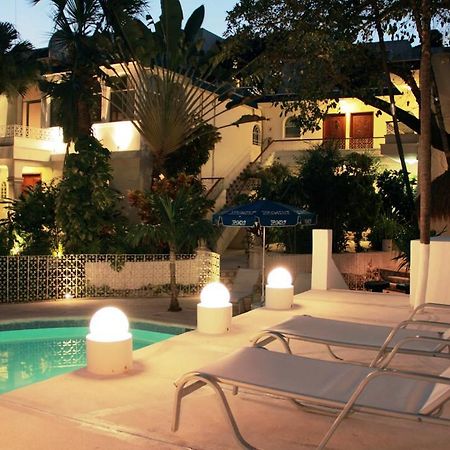 Tropical Casablanca Party Zone Hotel Playa del Carmen Exterior foto