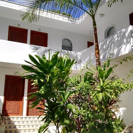Tropical Casablanca Party Zone Hotel Playa del Carmen Exterior foto
