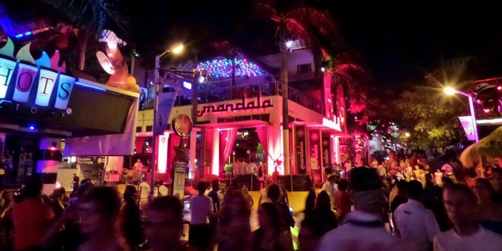 Tropical Casablanca Party Zone Hotel Playa del Carmen Exterior foto