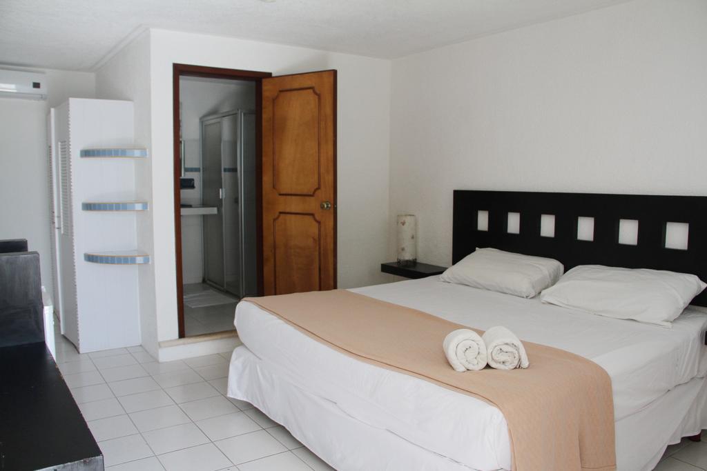 Tropical Casablanca Party Zone Hotel Playa del Carmen Exterior foto