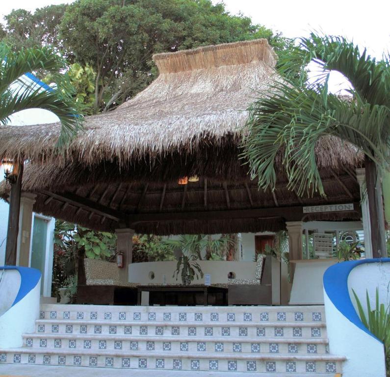 Tropical Casablanca Party Zone Hotel Playa del Carmen Exterior foto