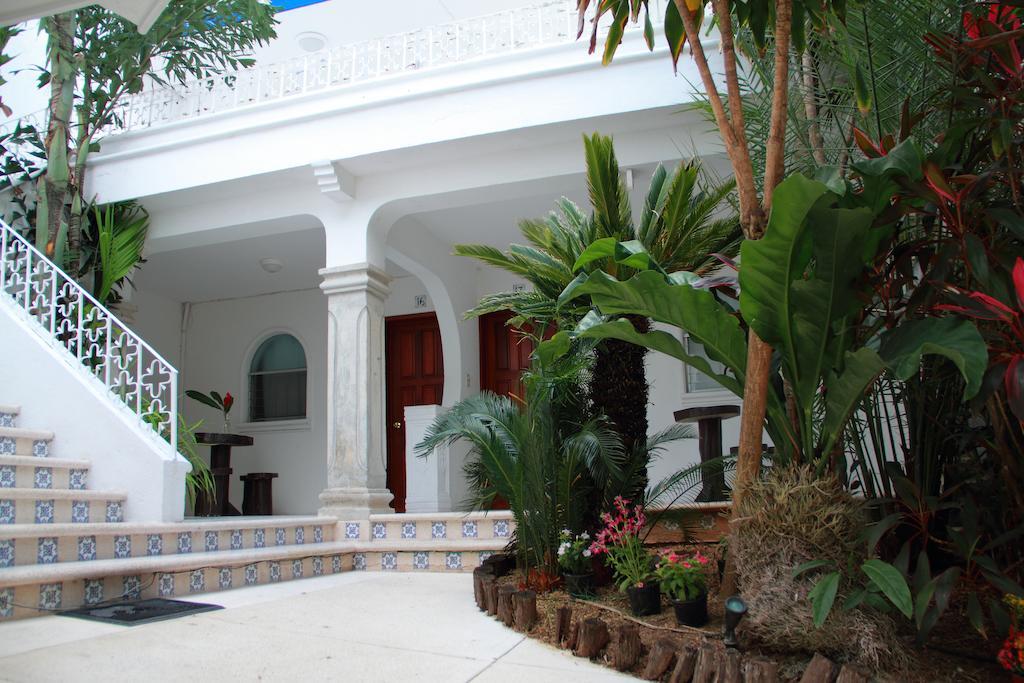 Tropical Casablanca Party Zone Hotel Playa del Carmen Exterior foto